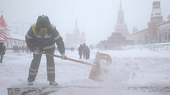 Москва откапывается из-под снега: выпало 125% месячной нормы осадков