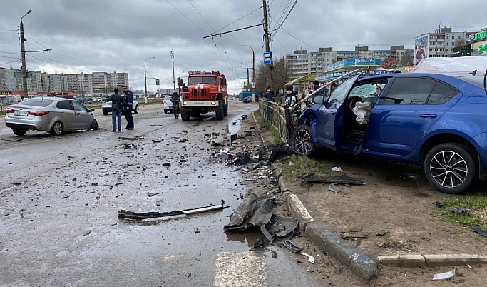 20-летние водители пострадали в ДТП на улице Можайского в Твери