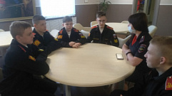 Тверские полицейские встретились с воспитанниками Тверского суворовского военного училища
