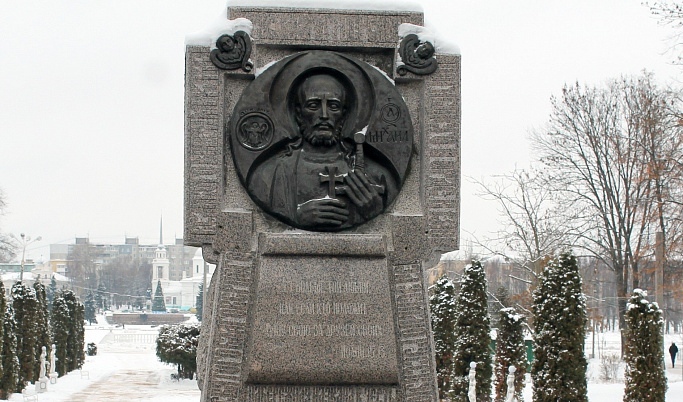 Городу-герою Севастополю подарили икону Михаила Тверского и Анны Кашинской