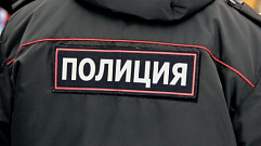 В Тверской области рецидивист украл из кафе-бара 14 бутылок алкоголя