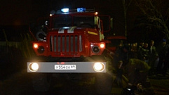 В Твери пожарные спасли из огня мужчину