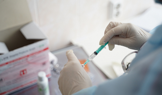 Вакцинировались от коронавируса в Тверской области свыше 111 тысяч человек