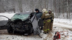 В Тверской области пять человек пострадали в ДТП с двумя автомобилями