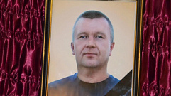 Под Тверью простились с погибшим в боях на Украине Романом Смирновым