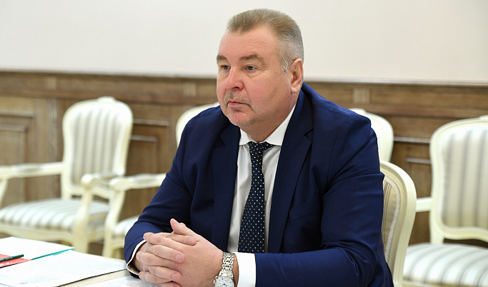 Губернатор провел встречу с главой Калининского района Андреем Зайцевым