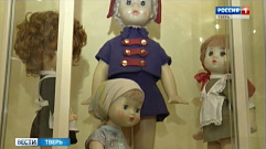 В Твери открылась выставка кукол из частной коллекции Веры Ананичевой
