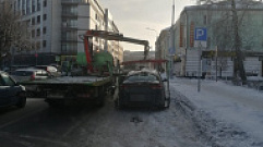 В Твери у таксистов-нелегалов изымают автомобили