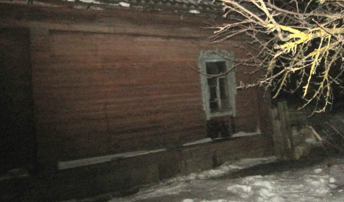 На месте пожара в посёлке Тверской области обнаружили тело мужчины