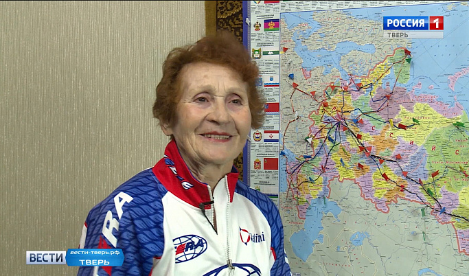  78-летняя Юлия Михайлюк из Твери отправилась через Сибирь в Крым на велосипеде