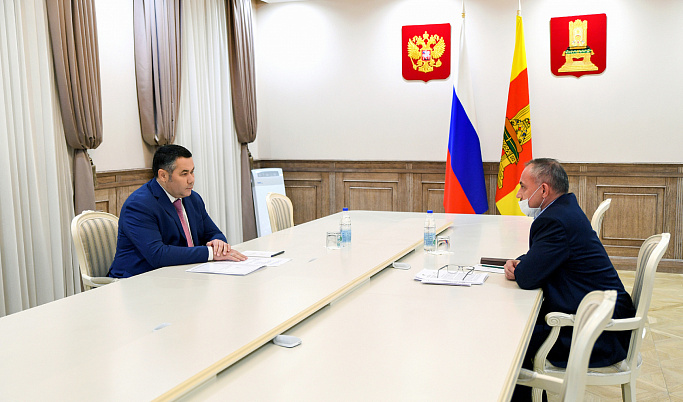 Игорь Руденя провёл встречу с главой Кесовогорского района Сергеем Тарасовым