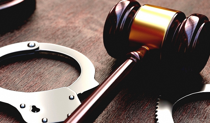 Суд взял под стражу двух жителей Торопца по подозрению в изнасиловании