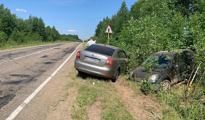 В Тверской области женщина, которой стало плохо за рулем, спровоцировала ДТП