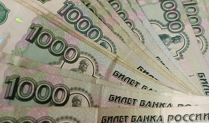 После беседы с мошенником житель Тверской области лишился 700 тысяч рублей