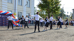 Первое сентября отметили в школах Тверской области, где прошел капитальный ремонт