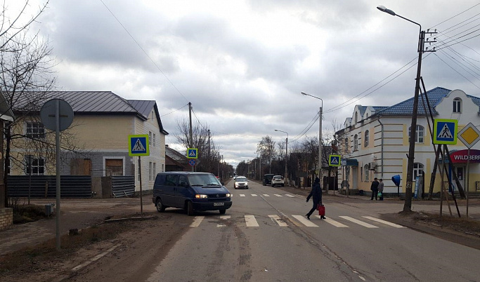 Двух пешеходов сбили в Тверской области за сутки