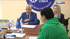 Владимир Васильев помог решить вопросы жительниц Тверской области 