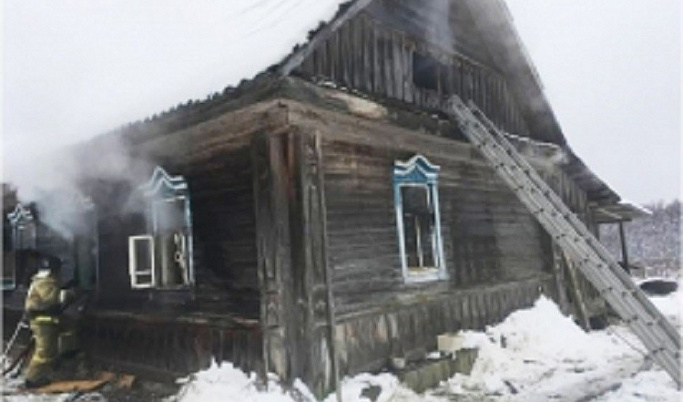 Пожар в Нелидово унес жизнь 93-летней женщины