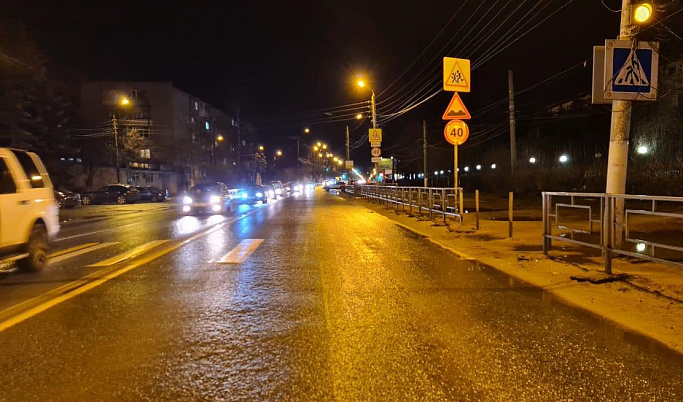 На проспекте Корыткова в Твери под колёса машины попала 12-летняя девочка