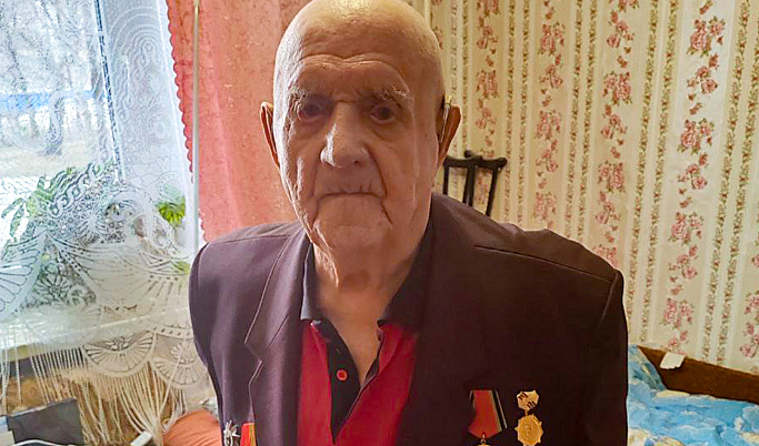 В Тверской области 100 лет исполнилось ветерану Великой Отечественной войны Алексею Скобелеву