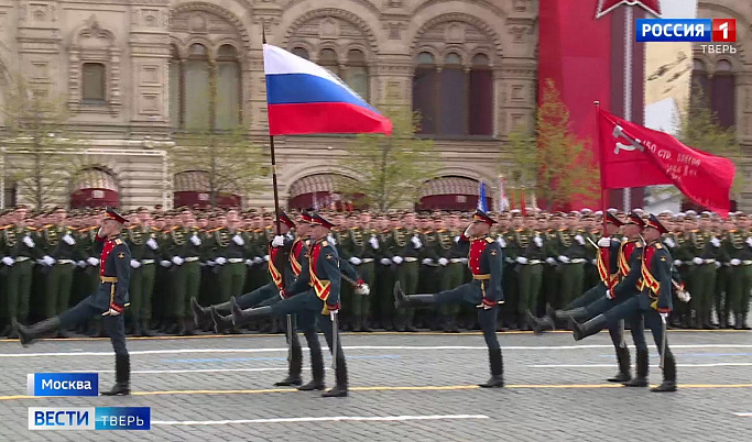 В Параде Победы в Москве приняли участие тверские суворовцы и курсантки ВКО