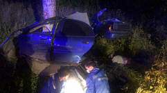 ДТП с двумя погибшими произошло в Твери: автомобиль разлетелся пополам 