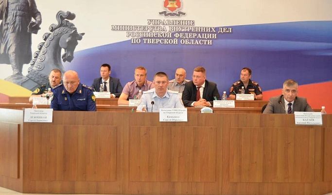Министр МВД Колокольцев представил нового начальника тверской полиции
