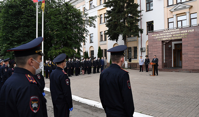 Губернатор Тверской области посетил торжество в честь 85-летия создания ГИБДД