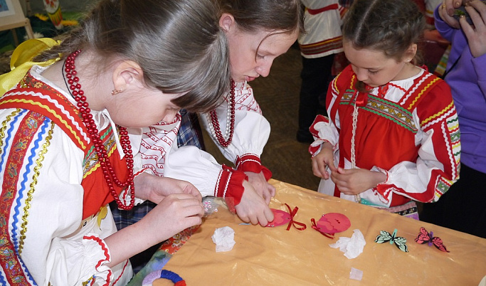 Пасхальный фестиваль собрал в Твери детские фольклорные коллективы области