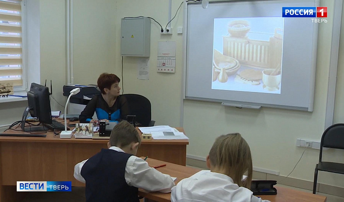 До 2024 года в Тверской области капитально отремонтируют более 500 школ