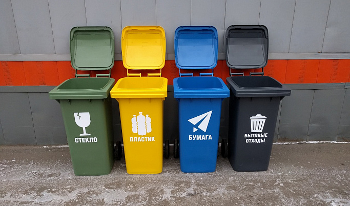В школах Твери появятся контейнеры для раздельного сбора мусора