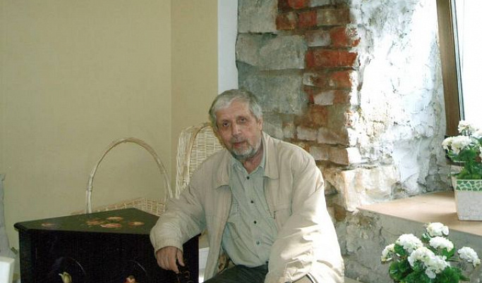 В Твери умер поэт Евгений Карасев