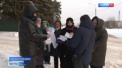 Жителям деревни в Тверской области приходится возить мусор в соседнюю деревню