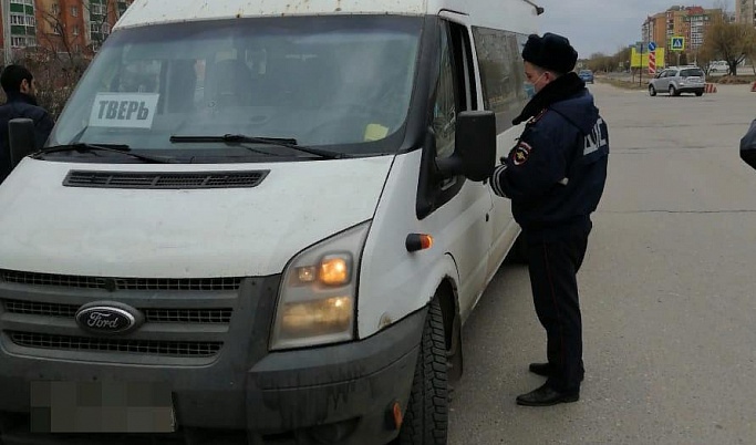 Водители автобусов в Тверской области продолжают нарушать ПДД