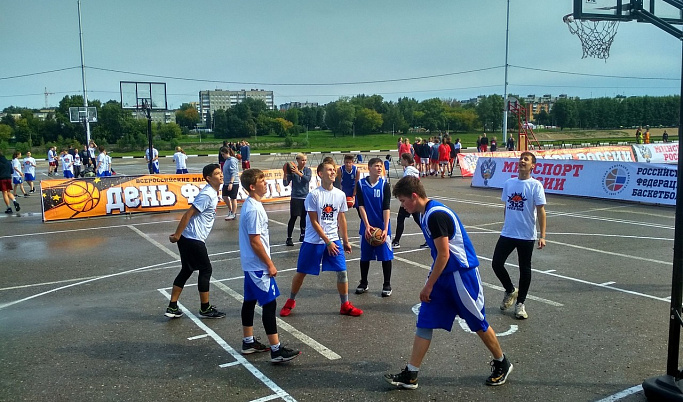 Тверские баскетболисты заняли все первые места регионального этапа «Оранжевого мяча»