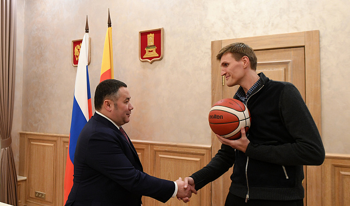 Игорь Руденя и Андрей Кириленко обсудили создание в Твери девяти баскетбольных площадок