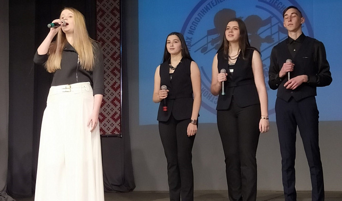 Юных исполнителей Тверской области объединит «Волшебный микрофон»