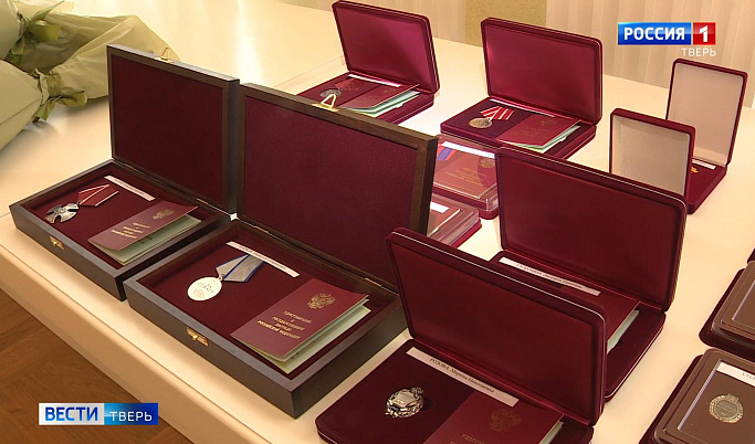 Игорь Руденя вручил государственные и региональные награды жителям региона 