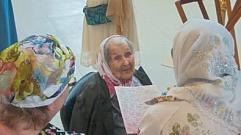В Твери труженица тыла Надежда Орлова празднует 100-летие