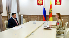 Игорь Руденя встретился с руководителем регионального движения «Юнармия» Викторией Апостоловой