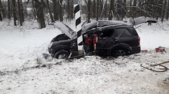 Водитель SsangYong погиб после ДТП со столбом в Тверской области