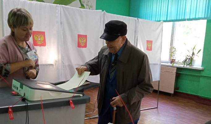 Ветеран Великой Отечественной войны Иван Кладкевич проголосовал на выборах