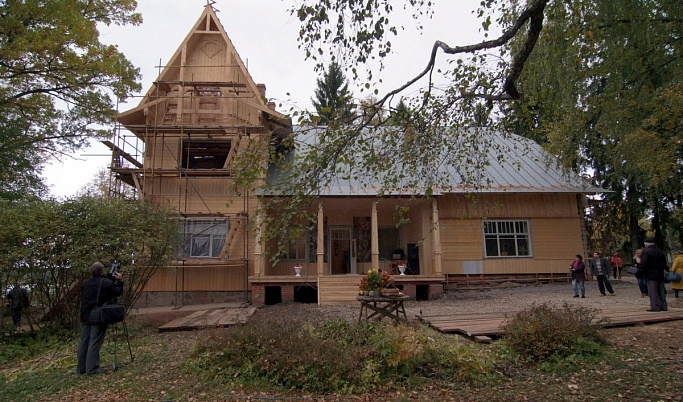 В Удомельском районе обновили Центр культуры и искусства «Дача «Чайка»