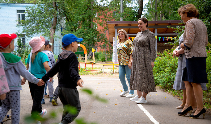 Юлия Саранова привлекла волонтеров к приведению в порядок детской инфраструктуры в Твери