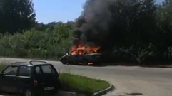 В Заволжском районе Твери сгорел автомобиль 