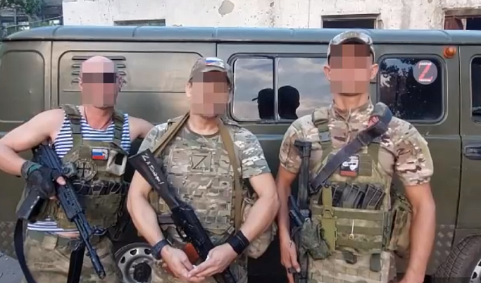 Оленинский округ направил бойцам СВО автомобиль и гуманитарную помощь