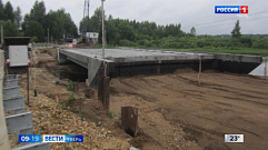 Под Тверью продолжается реконструкция моста через реку Ведемья