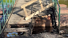В Тверской области пытались сломать и поджечь мост, ведущий к военкомату