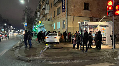 Появилось видео момента аварии на пересечении Волоколамского проспекта и улицы Фадеева в Твери 