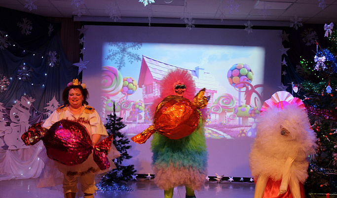 В Тверской области проходят новогодние представления и тематические мастер-классы